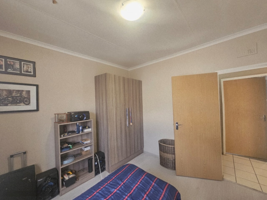 4 Bedroom Property for Sale in Ladybrand Free State